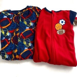 Kids Headquarters 2 piece sports theme fleece footed pajamas 9mos NWT